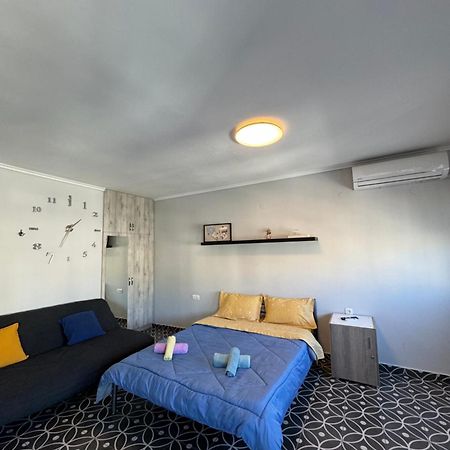 Modiano Studio Ι By Socrates Junior Houses Apartment เทสซาโลนิกิ ภายนอก รูปภาพ
